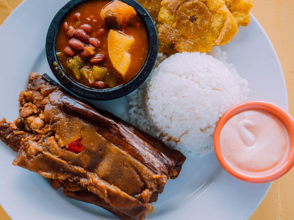 Puerto Rican Food (Comida Criolla) - Arroz, Habichuelas, Pasteles, Tostones